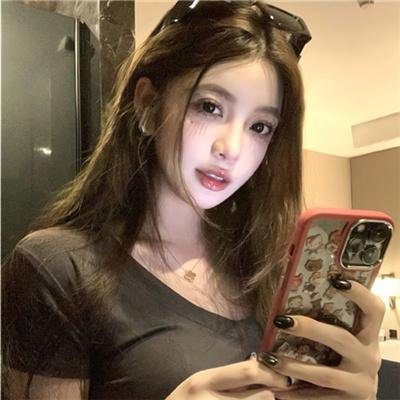 家政妇看见了!